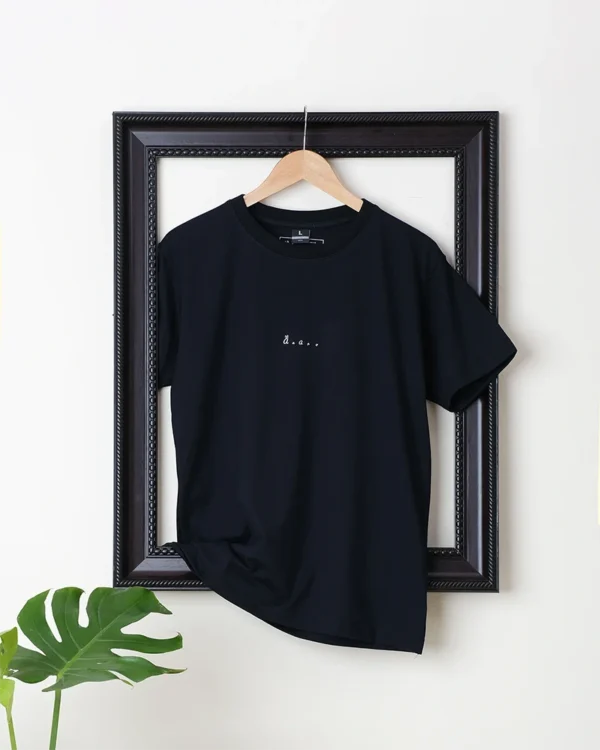 regular fit plain black